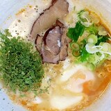 パクチーたっぷりラーメン